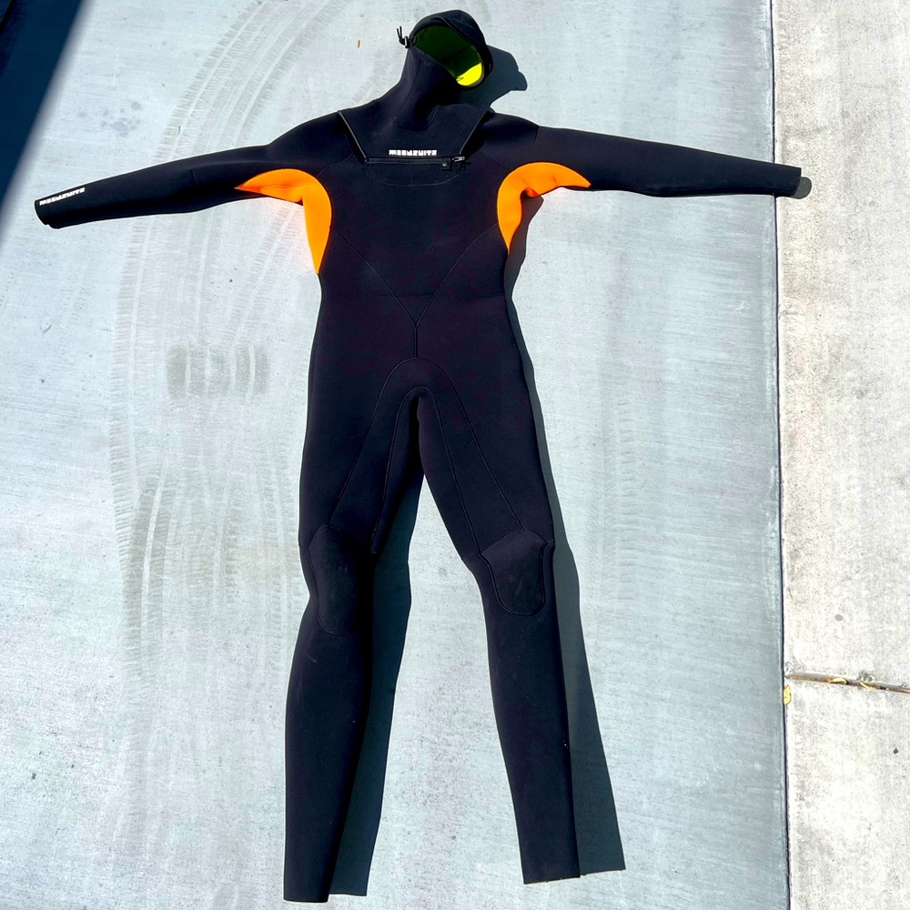 MOON 4/3 HOODED FULLSUIT -PREMIUM - Large